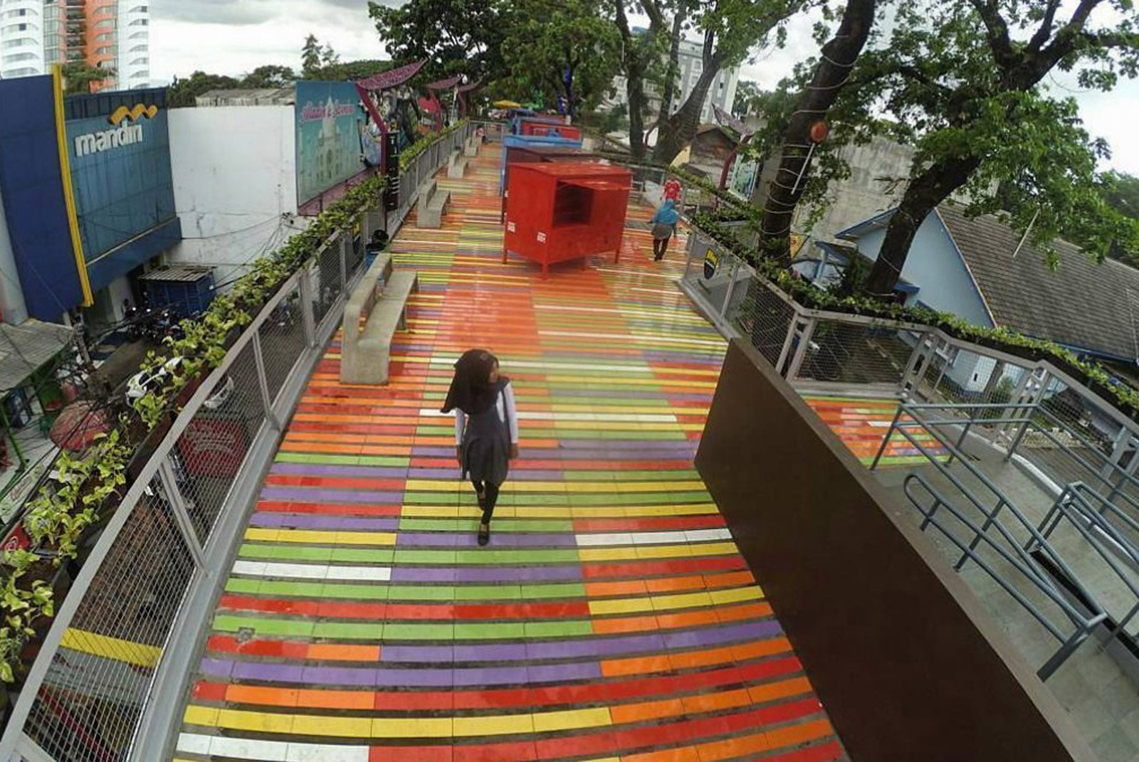 Cihampelas Walk Bandung (spotpedia.id)